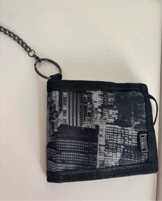 Cartera Tenth con cadena