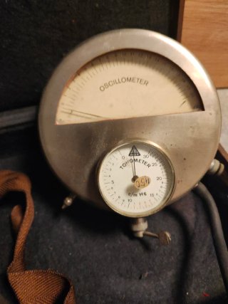 Antiguo Tensiómetro Médico Colección S.XX