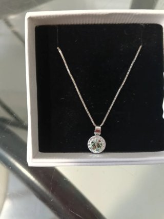 Cadena de plata con colgante