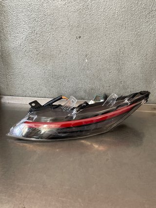 Faro trasero  Izquierdo Zontes 305E