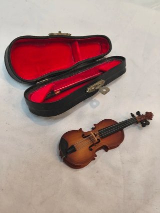 Violín en Miniatura con Estuche