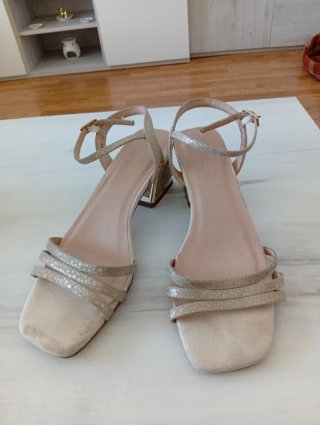Menbur zapatos de fiesta T 39.Comodos.Tacon 4cm