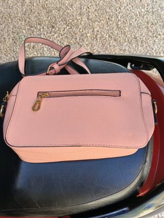 Bolso Guess Rosa