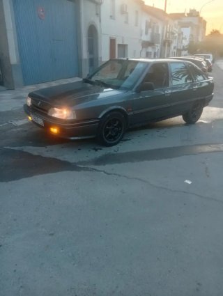 Renault 21