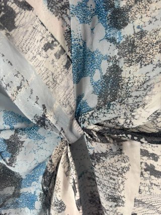 Blusa Reiss Estampada Drapeada Talla S