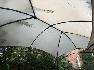 Pérgola Metal y Lona color crudo 2x3m