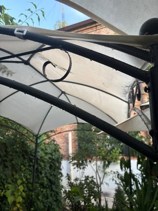 Pérgola Metal y Lona color crudo 2x3m