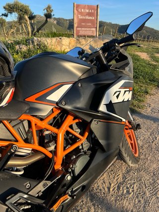 KTM RC 125 Deportiva