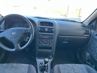 Opel Astra 2000