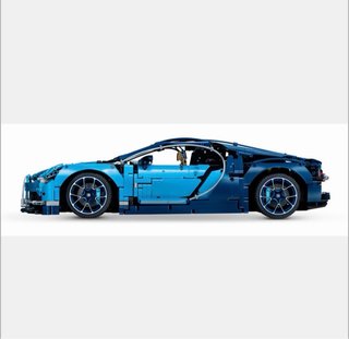 LEGO Technic Bugatti Chiron 42083