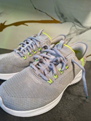 Scarpe sportive grigie