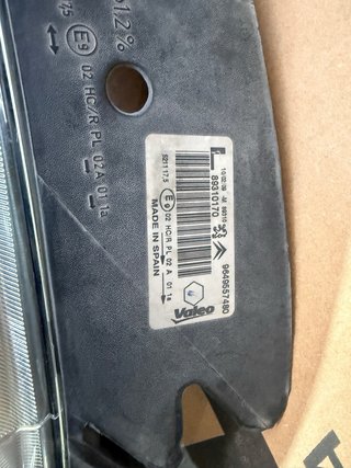 Faro delantero Citroën picasso