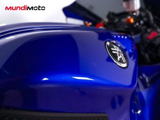 YAMAHA R7 A2