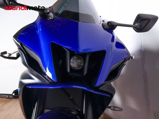 YAMAHA R7 A2