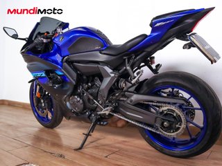 YAMAHA R7 A2