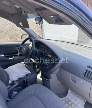 KIA Carens 2003