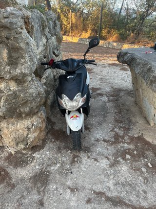 Yamaha Jog RR Scooter