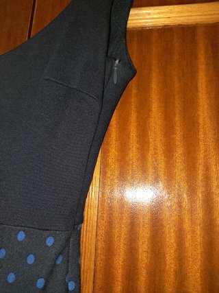 Vestido midi ajustado talla S de Zara