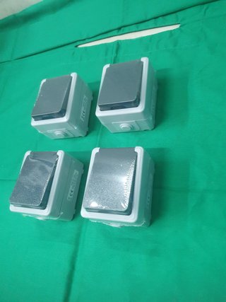 Set de 4 Bases de Enchufe Estancas