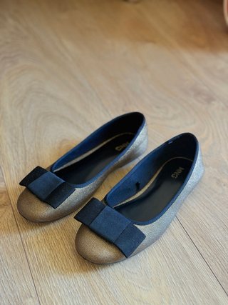 Bailarinas Mango Doradas con Lazo Talla 34
