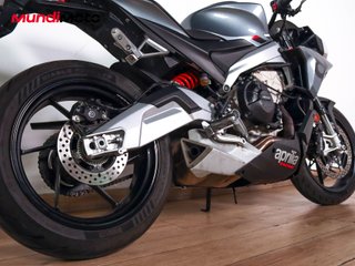 APRILIA TUONO 660