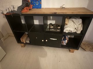 Mueble IKEA de madera