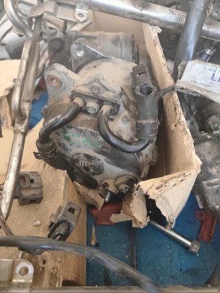 Compresor aire acondicionado y alternador Audi