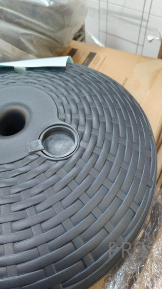 Base sombrilla terraza exterior circular negra, resistente al agua