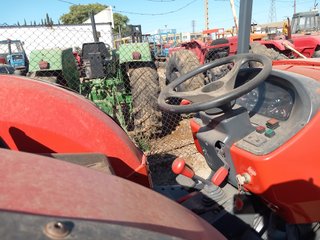 Tractor Kubota M8540
