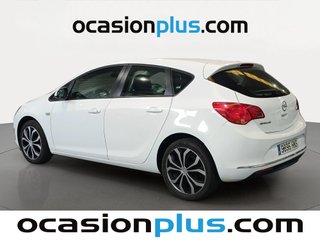 Opel Astra 1.6 Selective 85 kW (115 CV)