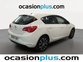 Opel Astra 1.6 Selective 85 kW (115 CV)