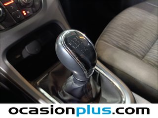 Opel Astra 1.6 Selective 85 kW (115 CV)