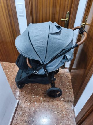 Carrito de bebé Kinderkraft gris