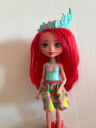 Muñeca Enchantimals Ciervo Enfermera