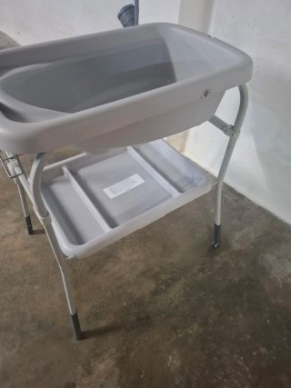Bañera para bebé con soporte