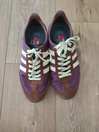 Zapatillas Adidas Marrones y Moradas