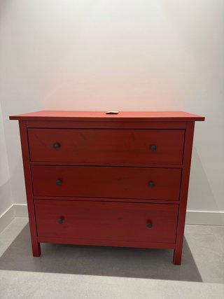 2 Camas de 90x190 y Cómoda Roja