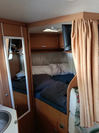 Autocaravana Ford rimor perfilada