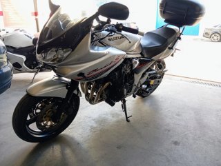 Suzuki Bandit 600S Plateada