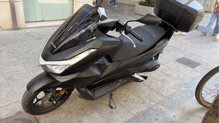 Honda PCX 125cc Negra 6500km