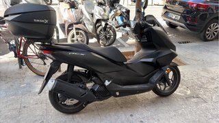 Honda PCX 125cc Negra 6500km