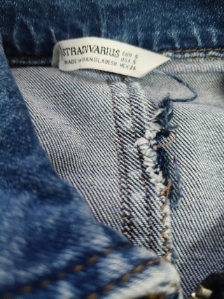 Mono vaquero Stradivarius Talla pequeño una 32