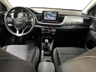 KIA Stonic 1.0 MHEV Drive