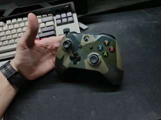 Mando Xbox One S Camuflaje exclusivo