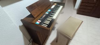 Órgano Alton con Mueble y Banqueta