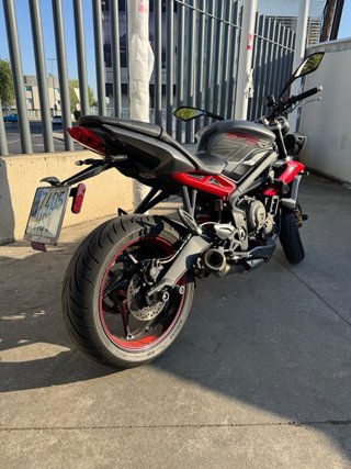 Triumph Street Triple 675R ABS