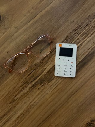 Teléfono móvil Orange tipo tarjeta