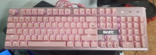 Teclado mecánico BASIC rosa retroiluminado nuevo