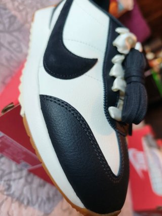 Nike Pacific Leather Talla 39