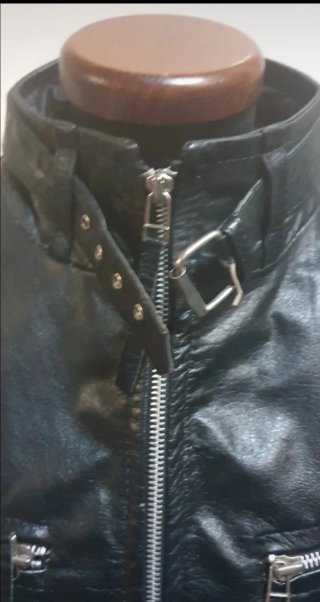 Giubbottino vera pelle nero tg.M italiana.